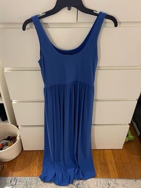 Simply Vera Wang Sleeveless Midi Dress